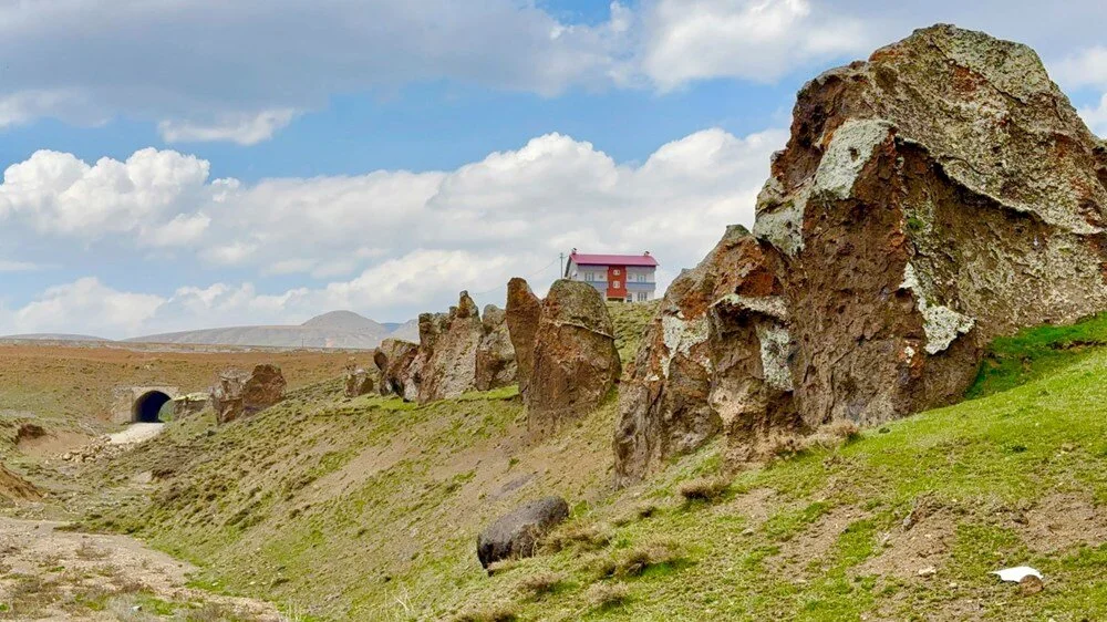 Nemrut’s Camels