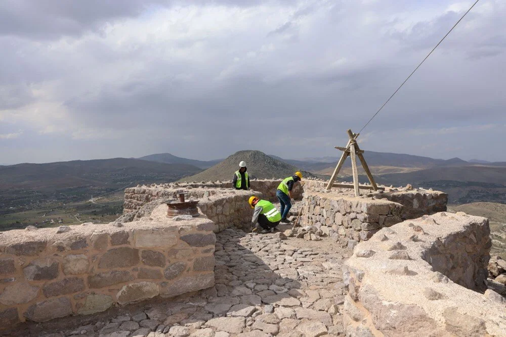 Gevale Castle on Takkeli Mountain