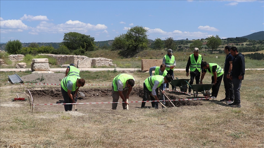 The Mystery of Two Circular Structures Discovered in Hadrianopolis Ancient City is Being Uncovered