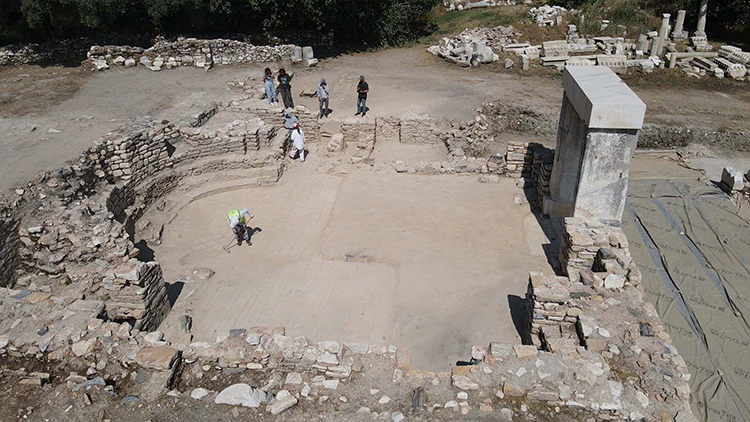 The Stratonikeia Library