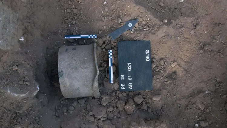 1,400-Year-Old Intact Bronze Cauldron Discovered in the Mosaic House at Pergamon