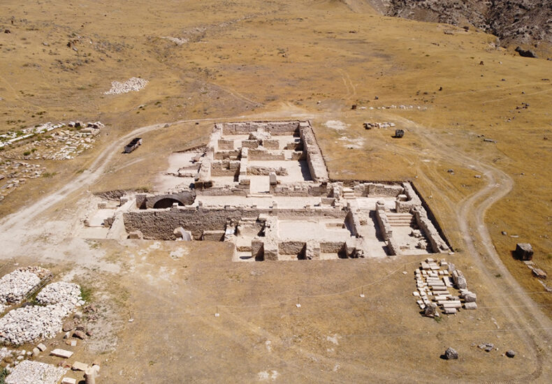Tripolis Ancient City, Roman villa Türkiye, fish pool archaeology, Denizli ancient discoveries, Roman fresco villa, Roman hospitality, archaeology news Türkiye, ancient Roman architecture,