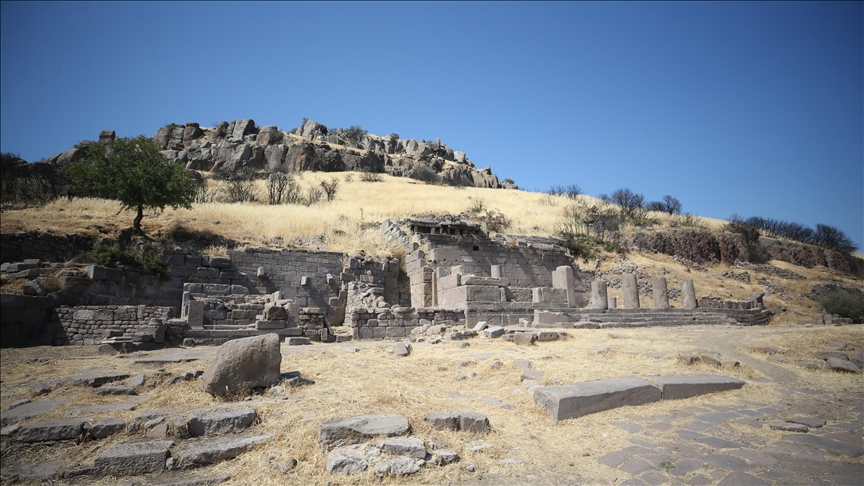 Ancient Two-Story Stoa Unearthed in Assos Reflects Hellenistic Royal Architecture
