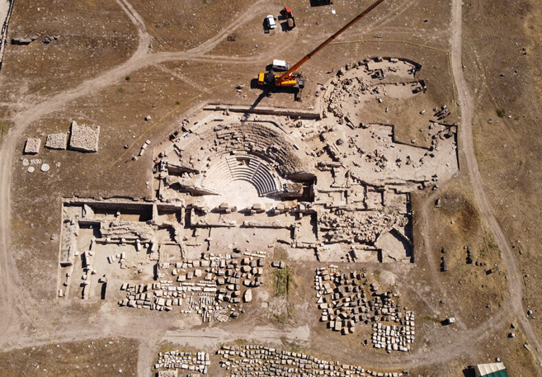 A First in Anatolian Archaeology: 2,050-Year-Old Hexagonal Council House Unearthed in Laodicea