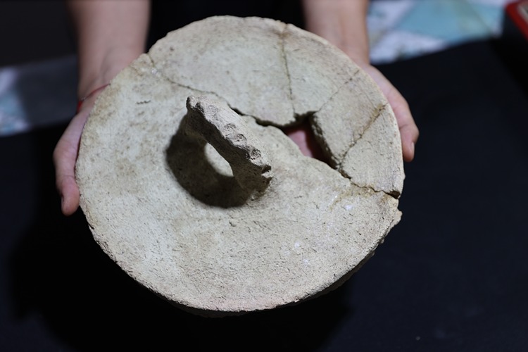 Ancient Bread Mold Unearthed in Harran Reveals 800-Year-Old Culinary Traditions