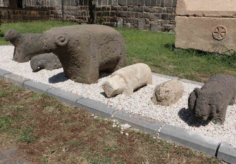 From Central Asia to the Balkans: Ram and Sheep-Shaped Tombstones Go on Display in Diyarbakır for the First Time