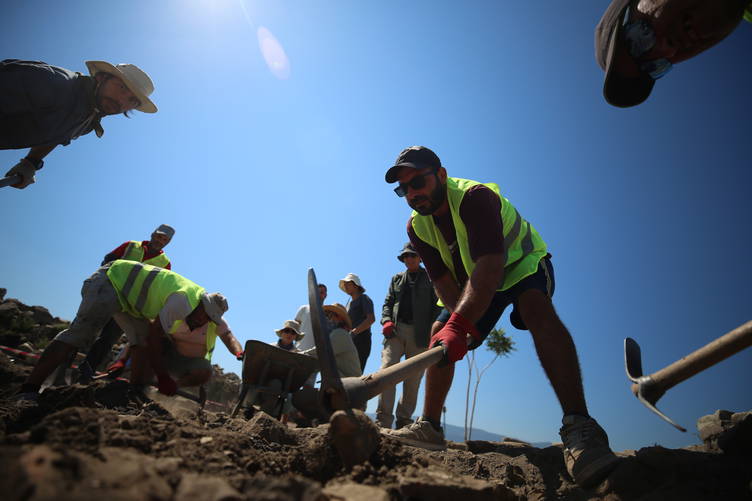 New-Clues-of-a-Late-Byzantine-Production-Zone-Uncovered-at-Kadikalesi-Anaia.jpeg