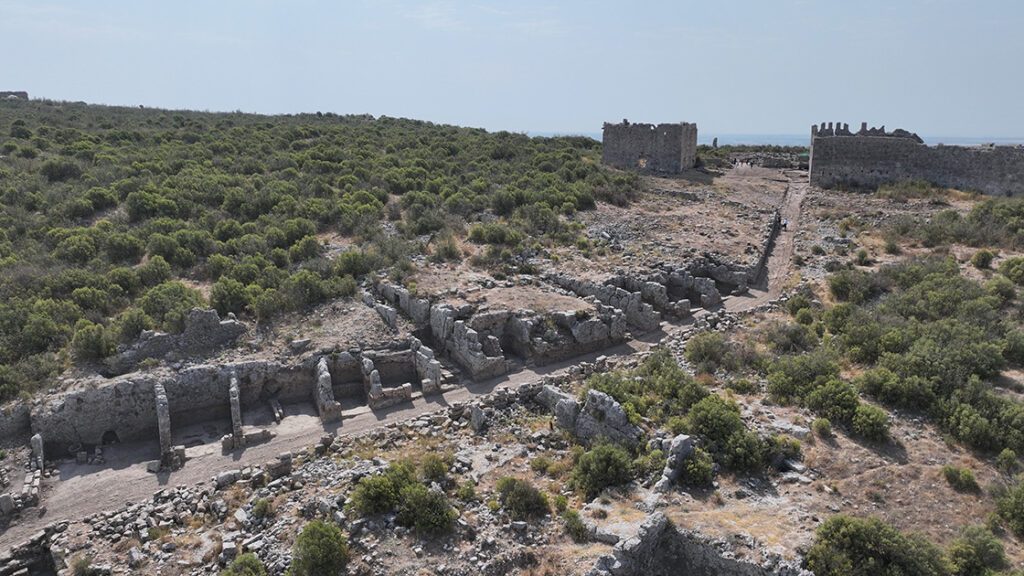 The 1-Kilometer Main Street of Sillyon Ancient City Has Been Unearthed