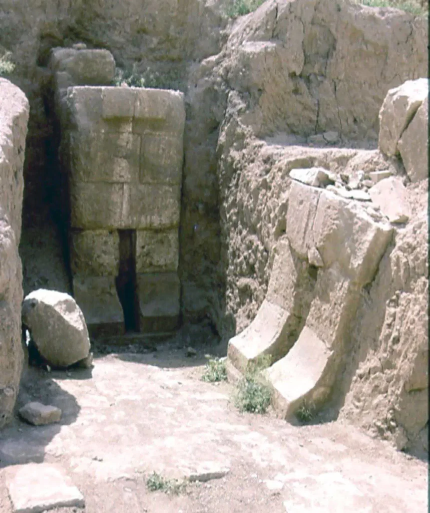 Fifteen New Lamassu Unearthed in Nineveh: German Team Uncovers Stunning Reliefs in Ancient Assyrian Palace