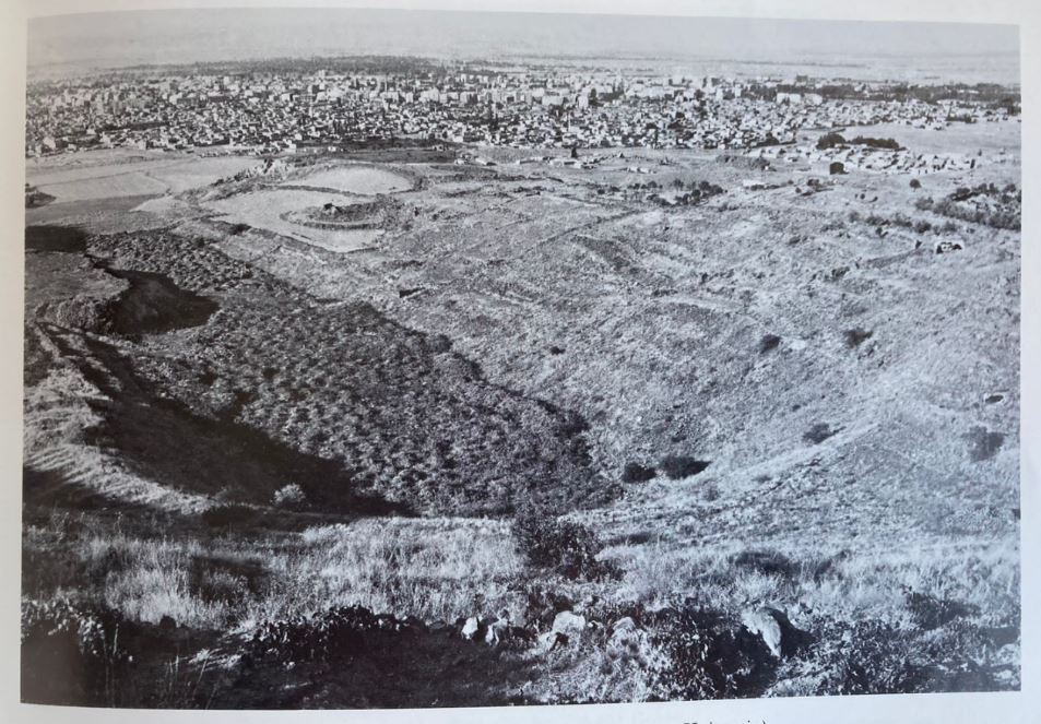 Third Roman Hippodrome in Anatolia Unearthed Beneath the City of Kayseri