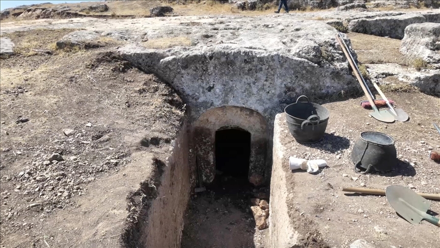 1,800-Year-Old Chamber Tomb Unearthed in the Ancient City of Tharsa, Adıyaman