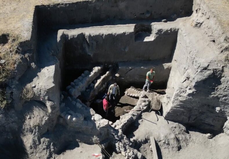 Architectural Traces Predating the Karaz Culture Unearthed in Eastern Anatolia’s Değirmenler Mound