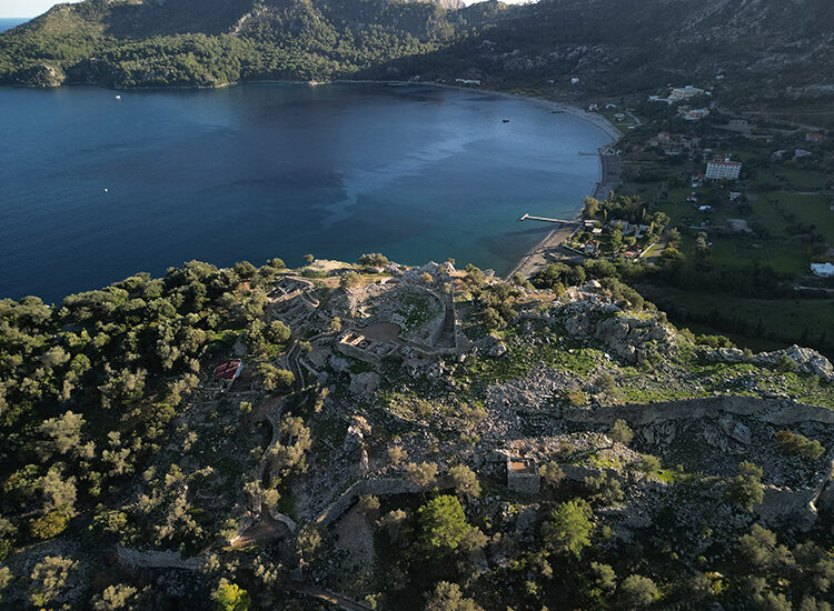Assyrian Goddess Ishtar Emerges on a Silver Pendant at the Ancient Port of Amos