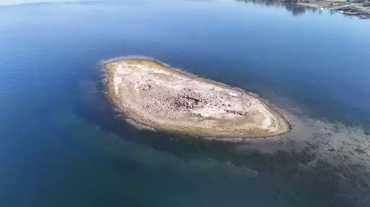 Lake Sapanca May Belong to a Late Antique Chapel