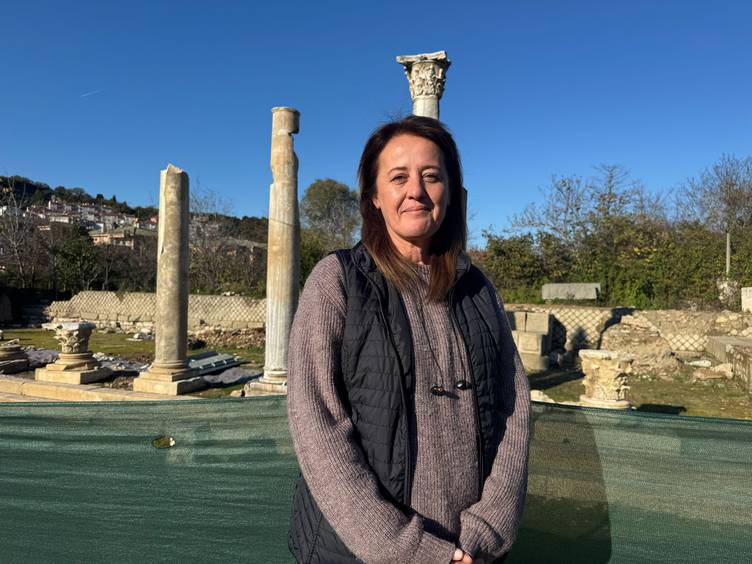 A Smiling Medusa Discovered in the Ancient City of Amastris on Türkiye’s Black Sea Coast