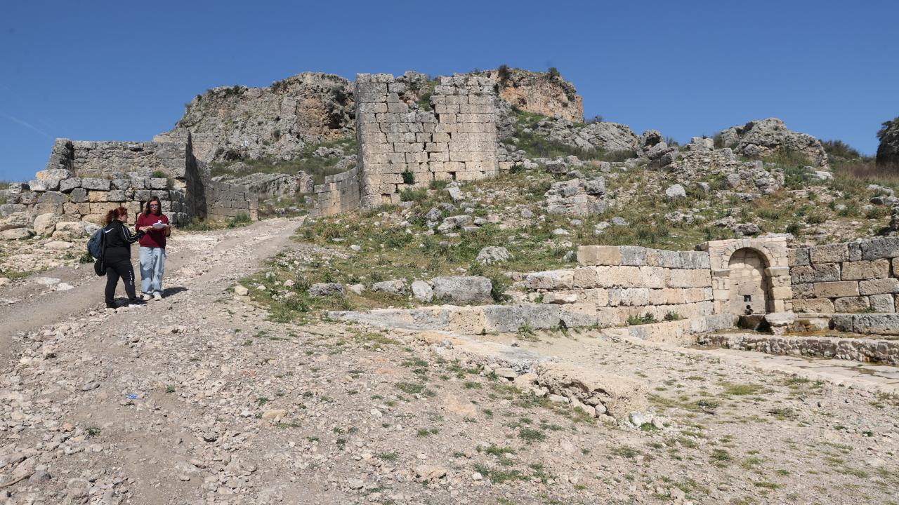 Ottoman Village Square Discovered at Sillyon Ancient City in Antalya