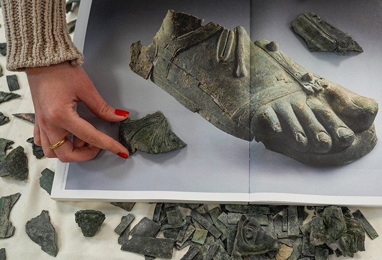 Discovery of 2,000 bronze sculpture fragments in Metropolis' junkyard