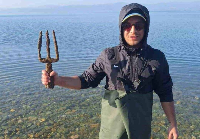 Poseidon's Spearhead