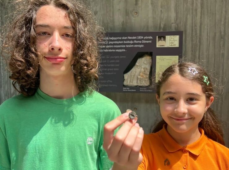 Two Young Brothers Donate a Rare Byzantine Signet Ring to the Troy Museum