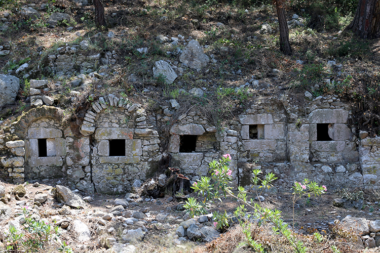 Olympos Ancient City Opens Roman-Era Rock-Cut Tombs
