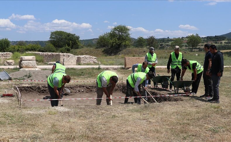 The Mystery of Two Circular Structures Discovered in Hadrianopolis Ancient City is Being Uncovered