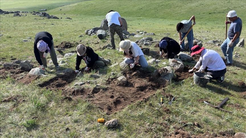 Ancient Nomadic Burial Mounds Unearthed in Mongolia Reveal Turkish-Mongol Cultural Legacy