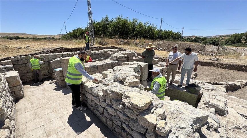 Archaeologists have uncovered a 1,700-year-old Roman bathhouse in a field in the village of Salkaya, located in Elazığ province in eastern Turkey. The discovery, which was made possible through ground-penetrating radar (GPR) and systematic excavations, offers valuable insights into the region’s Roman past and is believed to have belonged to an elite social class of the Late Roman Empire. The bath complex includes cold, warm, and hot rooms, a hypocaust (underfloor heating system), sweat rooms, pools, and both fresh and wastewater channels. With its advanced engineering and well-preserved structure, experts say the bathhouse stands out as one of the most significant Roman-era discoveries in the region. From Mosaic to Monument: Signs of an Ancient Settlement The initial clue to the area's rich history emerged in 2023 when a local farmer digging to plant cherry trees stumbled upon a colorful Roman floor mosaic adorned with animal figures. Following this discovery, researchers conducted GPR scans in the surrounding area and identified the outline of a larger structure just 70 meters to the south. Excavations in 2024 confirmed the presence of a Roman bath complex covering approximately 75 square meters. This finding has expanded the archaeological significance of the area and sparked renewed interest in its ancient urban layout. "We Believe This Was a Roman Settlement" Ahmet Demirdağ, Director of Culture and Tourism for Elazığ Province, emphasized the importance of the discovery: “The architectural features and technical complexity of the bathhouse indicate that it was used by members of the upper class. This find strongly suggests that the area was once a Roman settlement. We have now registered 30 acres of land for further exploration.” Demirdağ added that ongoing excavations aim to uncover more structures from the same period, further enriching the region's cultural heritage. A First for Elazığ Lead archaeologist Emre Çayır highlighted that this is the first Roman bathhouse of its kind discovered within Elazığ’s borders. “The hypocaust heating system, the well-preserved layout of hot, warm, and cold rooms, and the use of basalt and limestone blocks all point to advanced Roman engineering. It’s remarkable that such a structure was hidden beneath agricultural land for so long.” According to Çayır, the site offers not only architectural value but also deep insights into the public health practices, water culture, and daily life of Roman society in Anatolia.