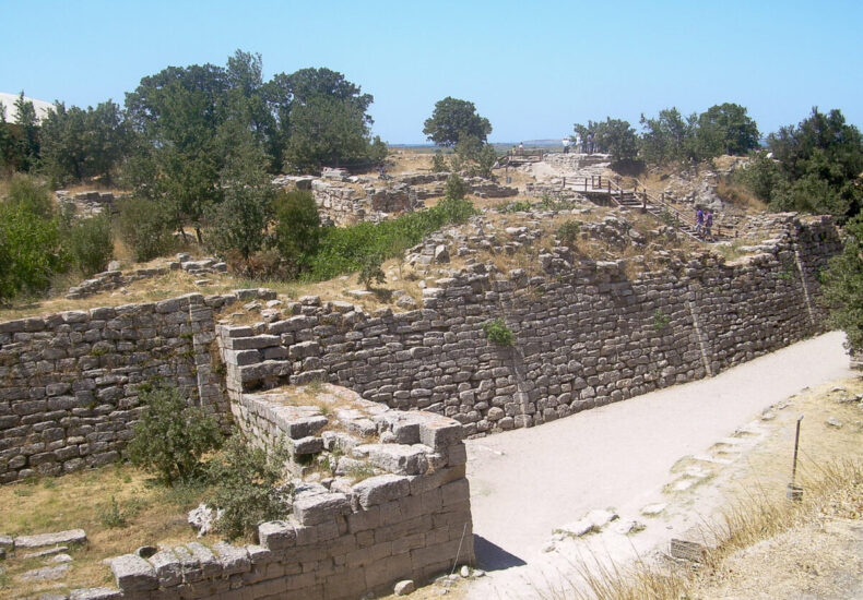 Walls-of-Troy-Hisarlik-Turkey