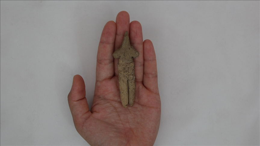 8,000-Year-Old Fox-Clad Male Figurine Unearthed in Izmir, Türkiye
