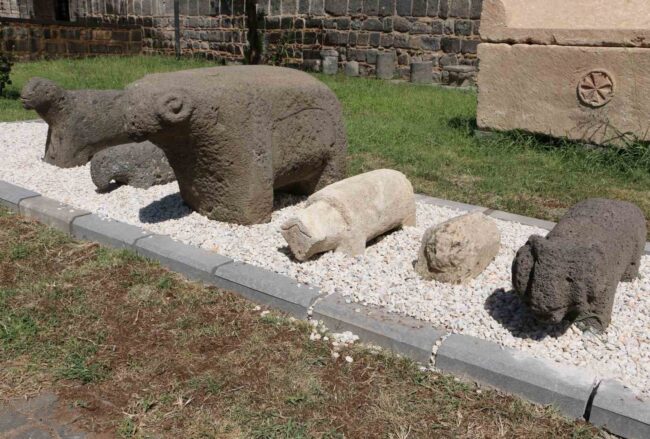From Central Asia to the Balkans: Ram and Sheep-Shaped Tombstones Go on Display in Diyarbakır for the First Time