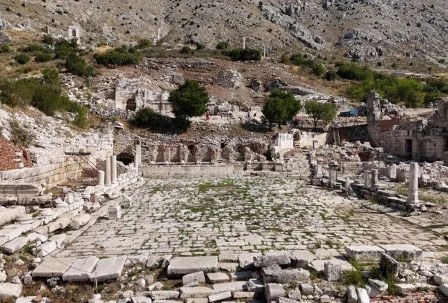 Türkiye’s Third-Largest Odeon Unearthed in Ancient City of Sagalassos