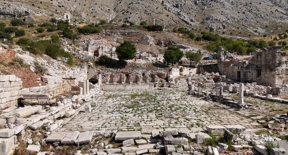 Türkiye’s Third-Largest Odeon Unearthed in Ancient City of Sagalassos