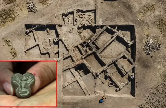 3,500-Year-Old Seal Depicting an Eagle-Headed Human Found in Karahöyük