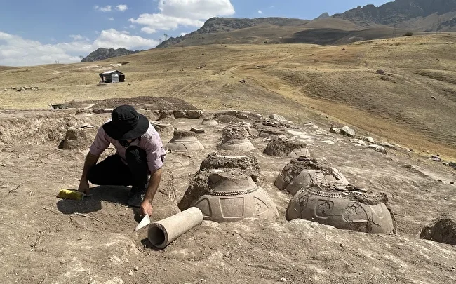 76 Cuneiform-Inscribed Pithoi Unearthed in Kevenli Fortress
