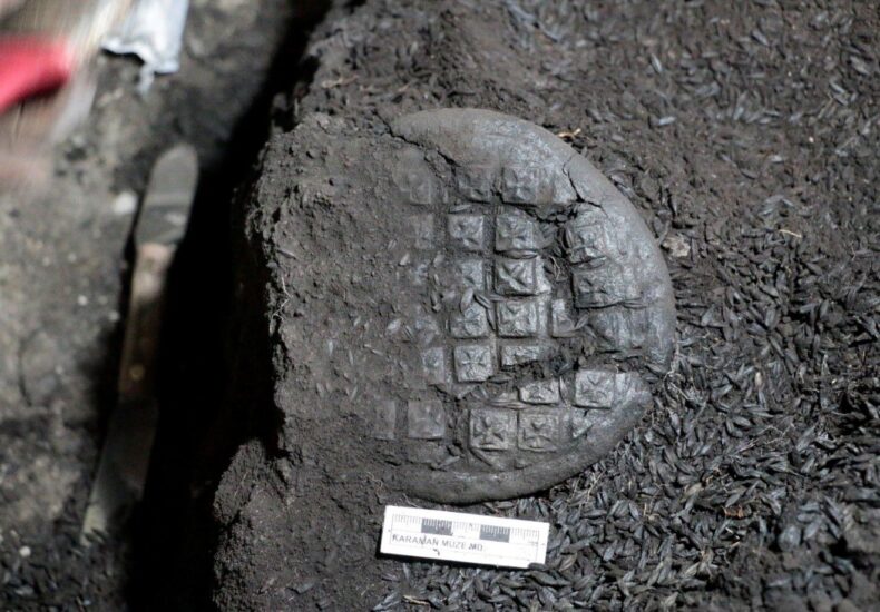 1,300-Year-Old Communion Bread Unearthed in Karaman: Inscribed “With Gratitude to Blessed Jesus”