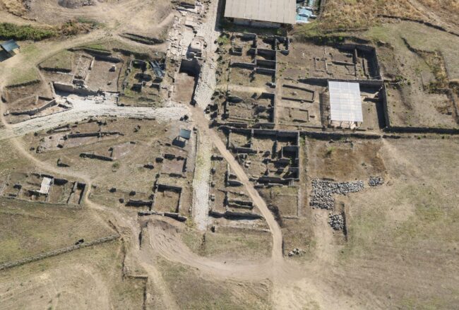Ancient Roman Power in Stone: Archaeologists Unearth Monumental Water Basin at Gabii Near Rome1