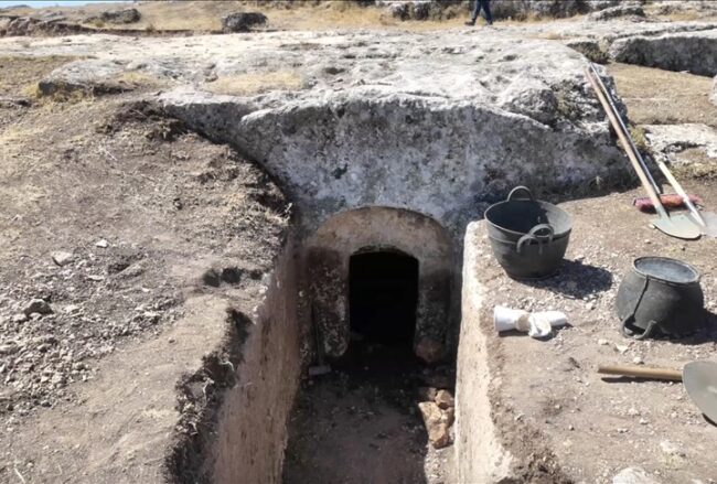 1,800-Year-Old Chamber Tomb Unearthed in the Ancient City of Tharsa, Adıyaman