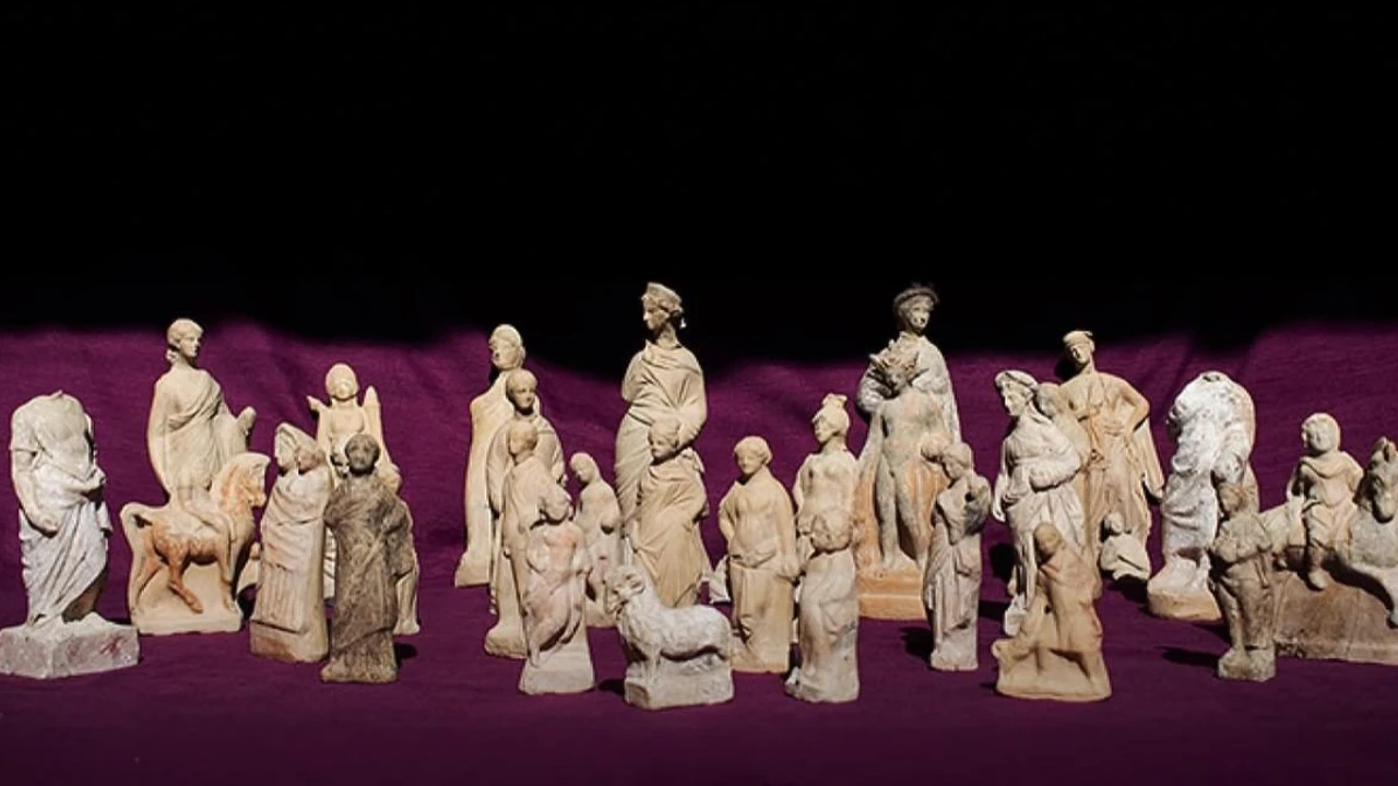 Terracotta Figurines of Myra