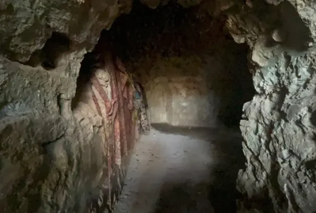 Mysterious Underground Mosque of Unknown Date in Batman’s Gömek Plateau