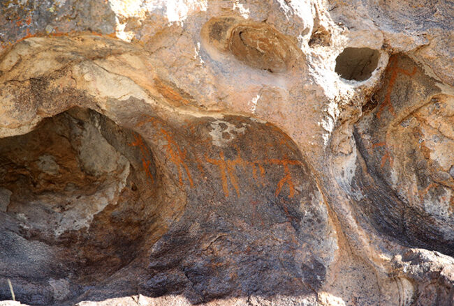 Neolithic Rock Art Discovered in Central Türkiye After Hiker Spots Ancient Cliff Figures