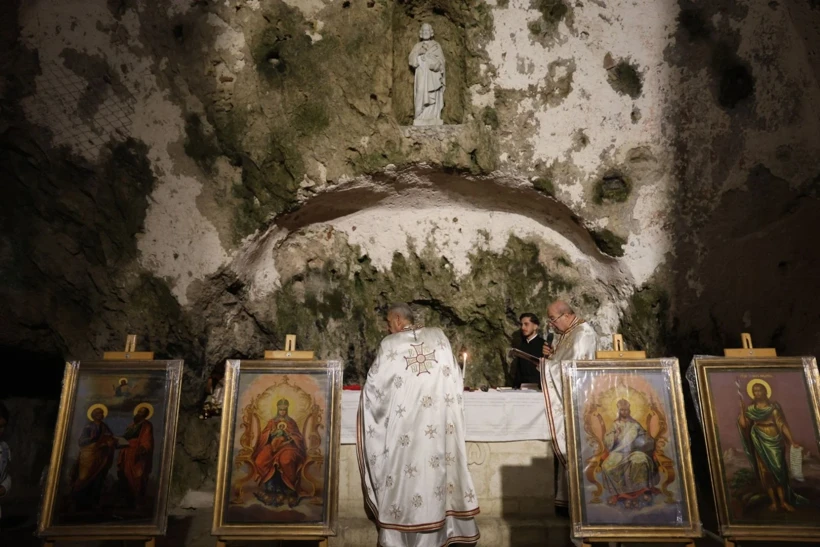 Christmas Liturgy Held at the World’s Oldest Cave Church in Antakya