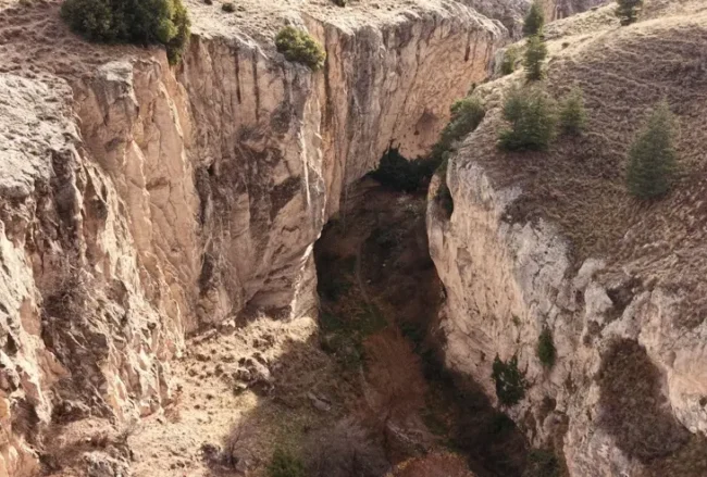 Serençay Canyon