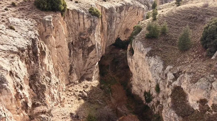Serençay Canyon