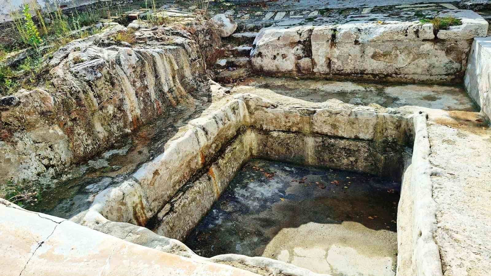 Ancient Roman Bath in Kütahya