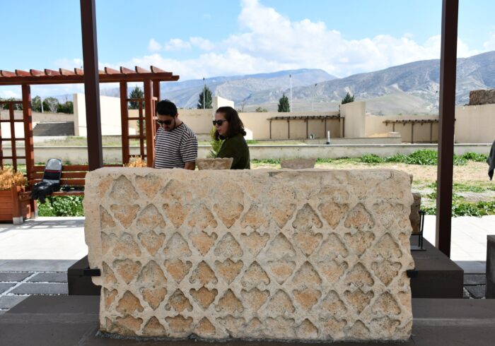 147 Artifacts from 10,000-Year-Old Hasankeyf Go on Public Display for the First Time