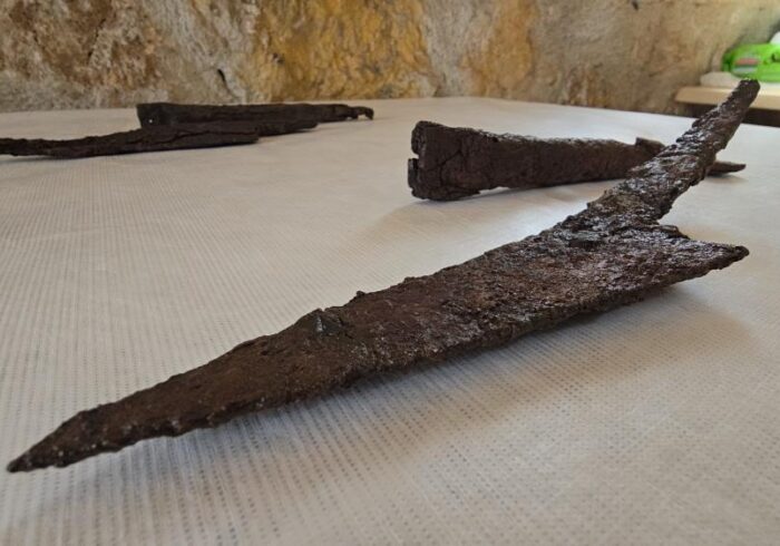 Rare 1,500-Year-Old Knife Set